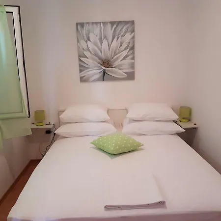 Apartment Tempera Povlja  Zewnętrze zdjęcie